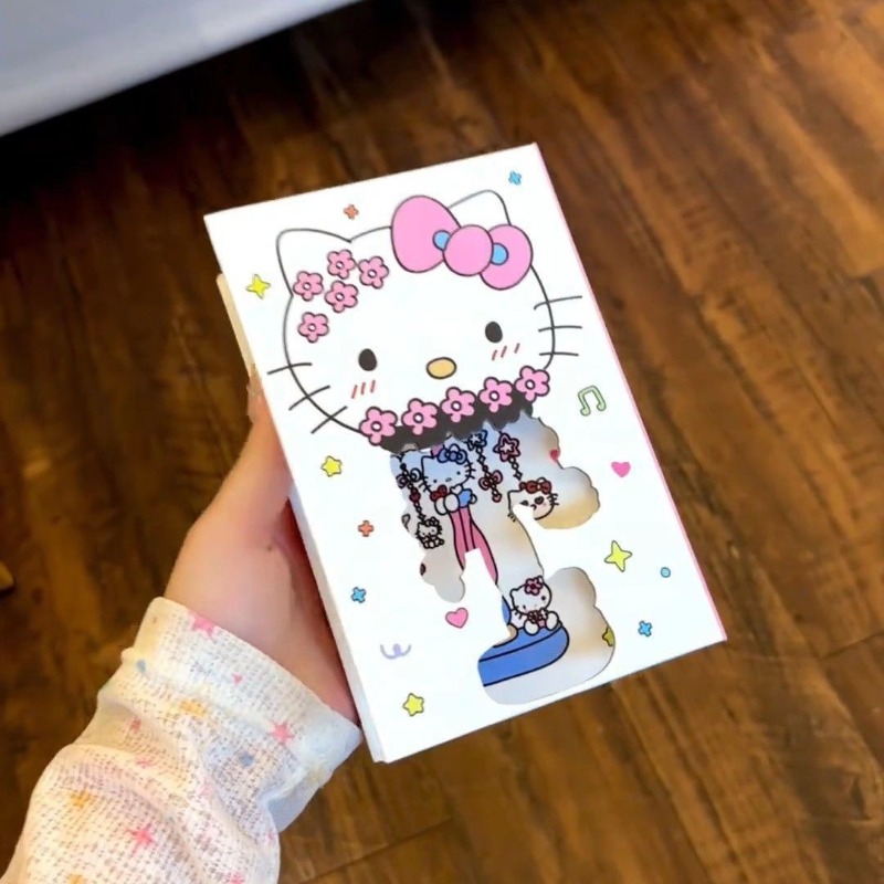 Notatnik Hello Kitty z wycięci – Art Book Illustration recenzja i cena